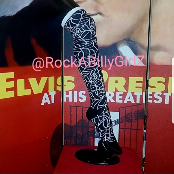 Sourpuss 18" White Spiderweb Halloween Spider Web Knee Sock Non Skid Logo Bottom - Picture 2 of 4